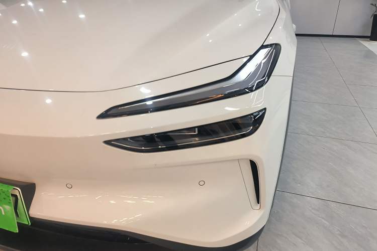 Used ONVO L60 2024 60 kWh Rear-Drive Version
