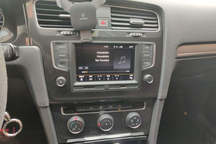 Used Volkswagen Golf 2017 1.6L Automatic Comfort Million-Vehicle Anniversary Edition