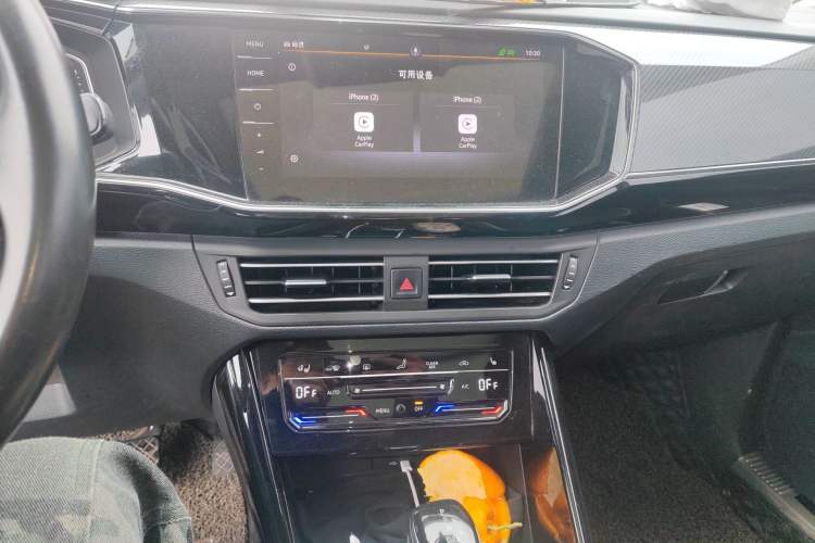 Used Volkswagen Tayron 2020 330TSI Two-Wheel Drive Luxury Connected Pro Edition Audio And AC Panel