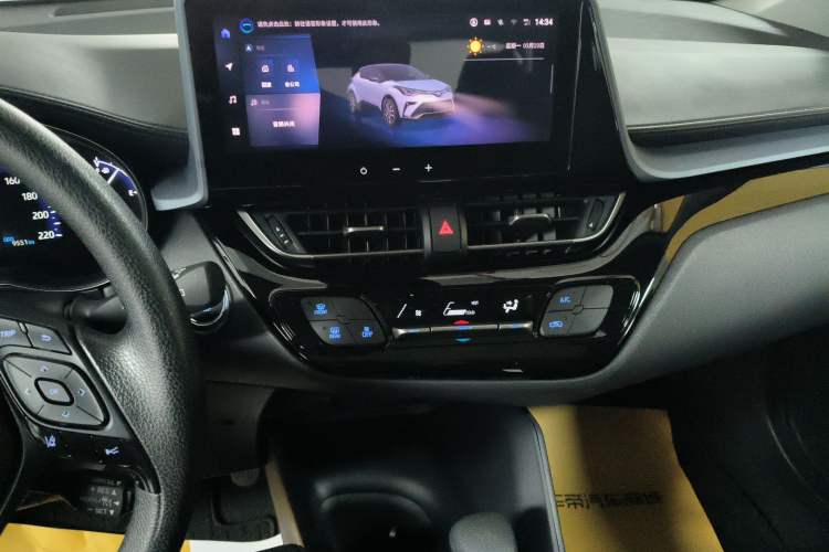 Used Toyota IZOA 2023 2.0L Enjoy Edition Audio And AC Panel