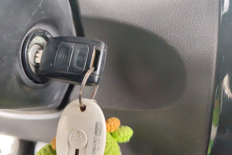 Used Wuling Rongguang V 2016 1.5L Standard Version