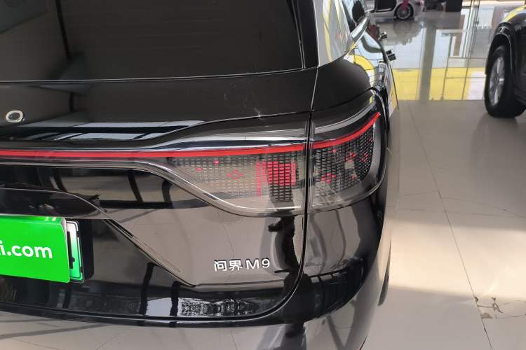 Used Hima AITO M9 2024 Range-Extended Ultra Version 52 kWh 6-Seater Model Right Rear Taillight