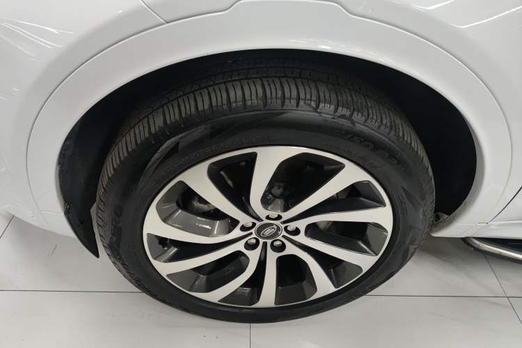 Used Land Rover Discovery Sport New Energy 2022 Facelifted P300e Plug-in Hybrid Electric Version