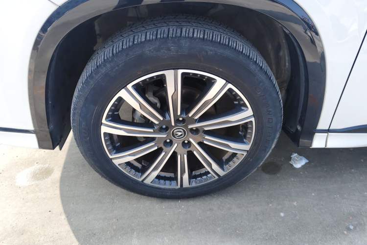 Used Changan CS75 PLUS 2023 3rd Generation 1.5T Automatic Pilot Model
