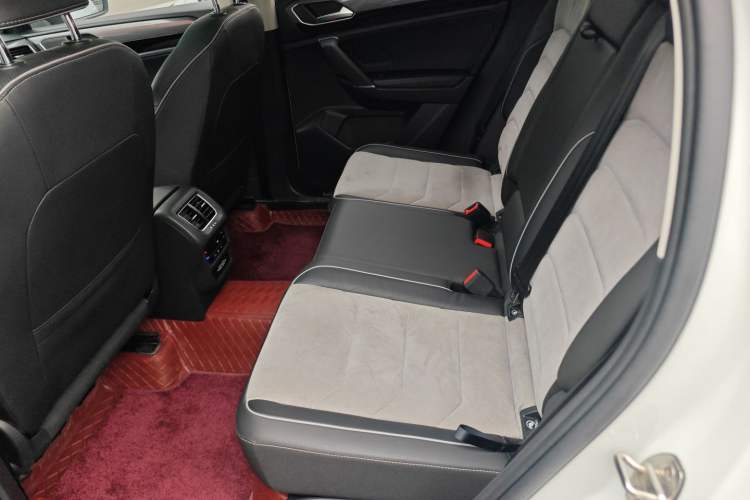 Used Volkswagen Tayron X 2020 330TSI Two-Wheel Drive Luxury Smart Connectivity Version
