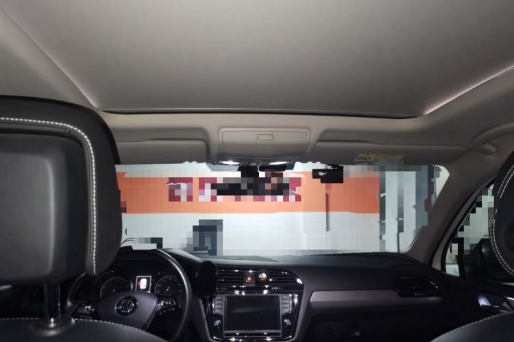 Used Volkswagen Tiguan L 2018 330TSI Automatic Two-Wheel Drive Flagship Edition Headliner