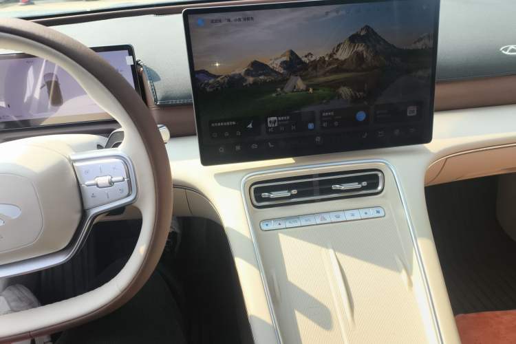 Used Chery Fulwin A9L 2025 Model, 260 Ultra-Long Range Luxury Edition