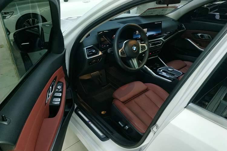 Used BMW 3 Series 2023 320Li M Sport Package
