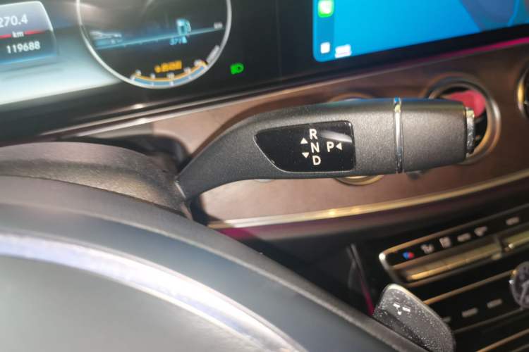 Used Mercedes-Benz E-Class 2016 E 300 L Stylish Model Gear Lever