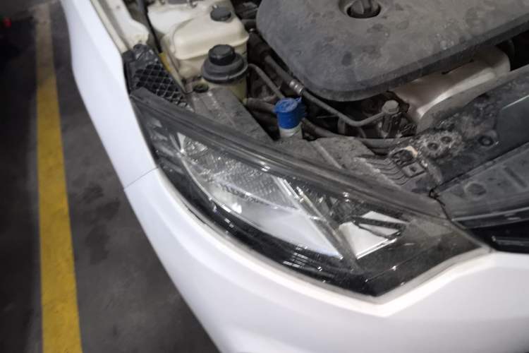 Used CHANGAN Eado 2016 1.6L Automatic Junku Model Right Front Headlight