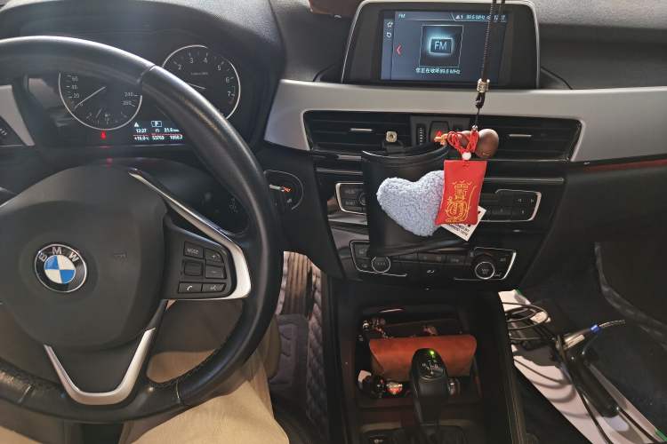 Used BMW X1 2018 sDrive20Li Leading Model Audio And AC Panel