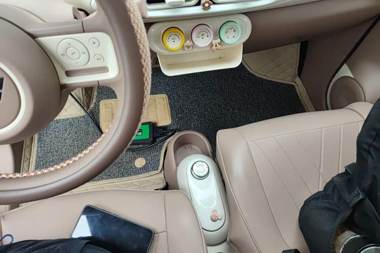 Used Wuling Hongguang MINIEV 2025 Four-Door Version Zhenxiang+ Edition Gear Lever