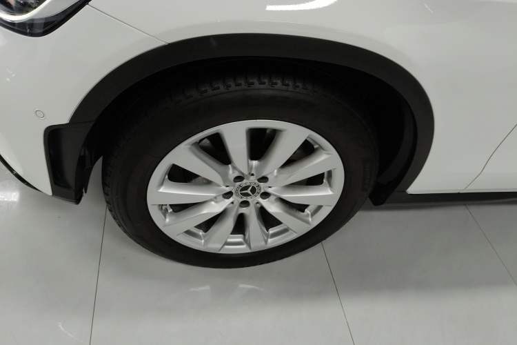 Used Mercedes-Benz GLC Coupe 2021 GLC 260 4MATIC Coupe SUV
