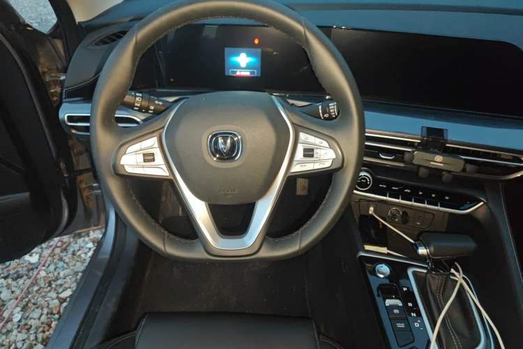 Used CHANGAN Eado 2020 PLUS Blue Whale NE 1.4T GDI DCT Prestige Model
