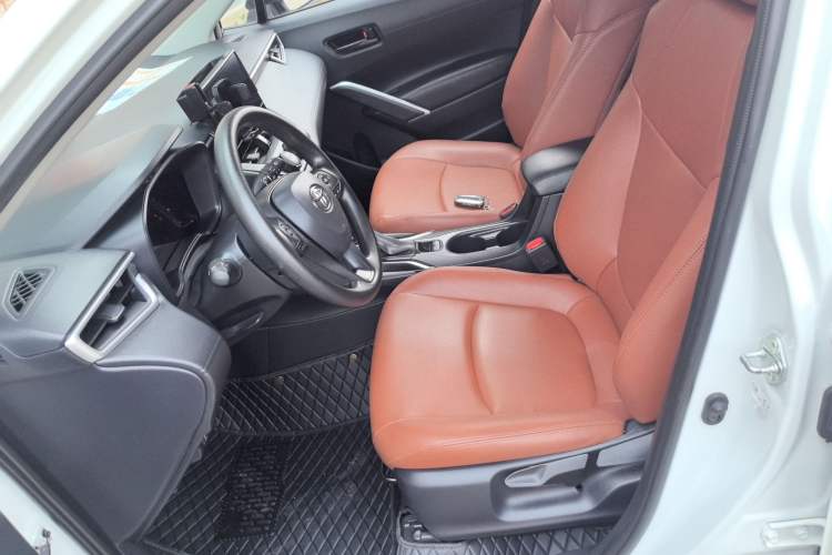 Used Toyota Corolla Cross 2023 2.0L Pioneer Edition Left Front Seat