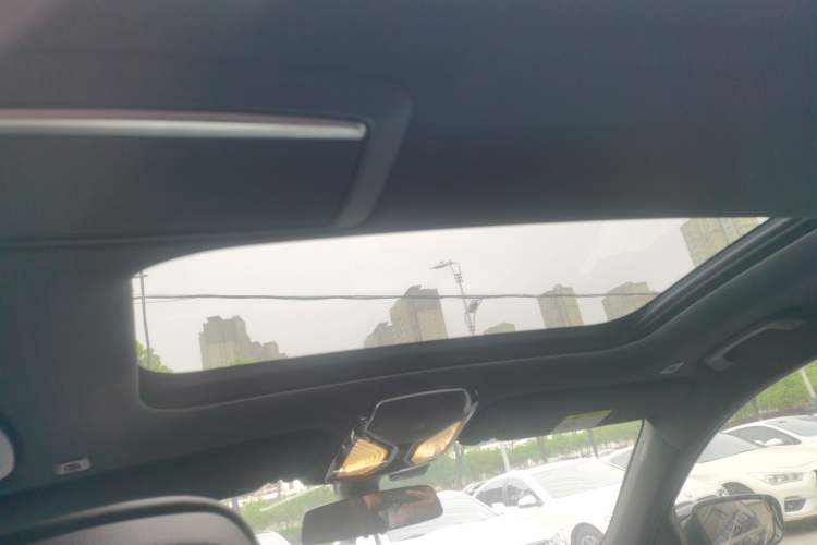 Used BMW 7 Series 2017 730Li Leading Model Headliner