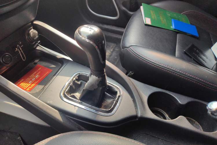 Used Changan CS35 2016 1.6L Manual Luxury Model China IV Standard