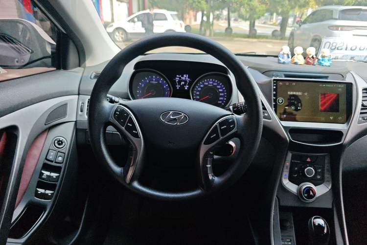 Used Hyundai Elantra (5th Generation / Langdong) 2016 1.6L Automatic Smart Version Steering Wheel