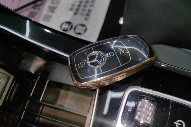 Used Mercedes-Benz E-Class 2017 Restyled E 300 Sport Edition