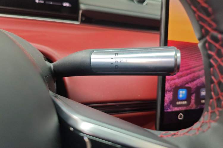 Used Hima Luxeed S7 2025 785 km Ultra