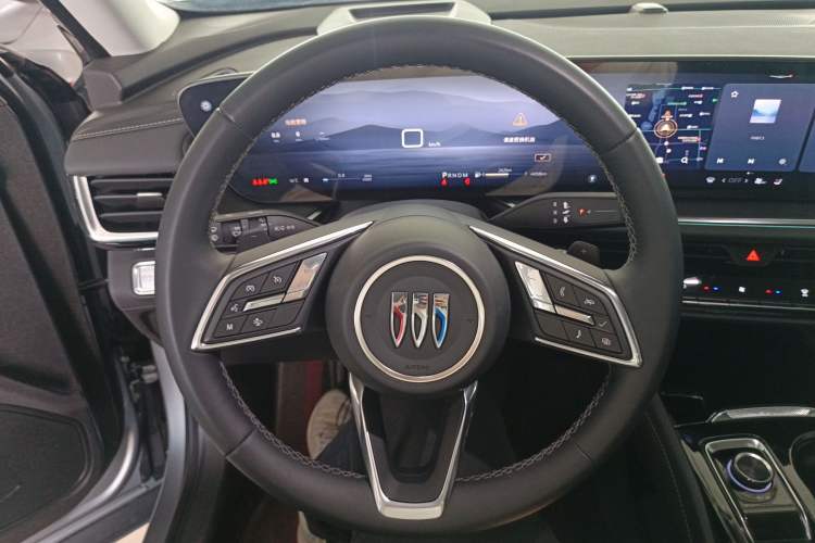 Used Buick Envision 2025 25T Entry-Grade Platinum Edition