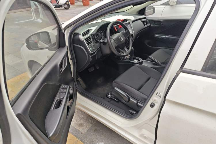 Used Honda City 2017 1.5L CVT Elite Edition Driver Seat