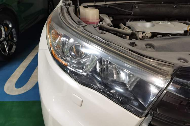 Used Toyota Highlander 2017 2.0T Four-Wheel Drive Ultimate Edition 7 Seats