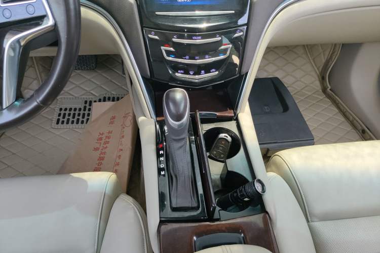 Used Cadillac XTS 2015 28T Comfort Model