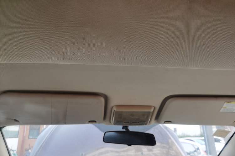 Used Dongfeng Fengon 360 2015 1.5L Manual Comfort 7-Seater China IV Standard
