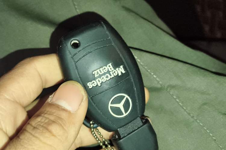 Used Mercedes-Benz Maybach S-Class 2016 S 400 4MATIC Vehicle Key