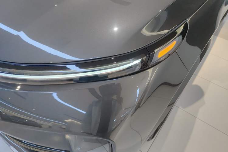 Used Li Auto L8 2025 Ultra Smart Refreshed Edition
