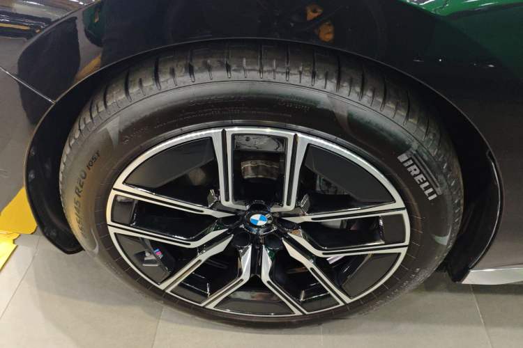 Used BMW i7 2023 eDrive50L Leading M Sport Package
