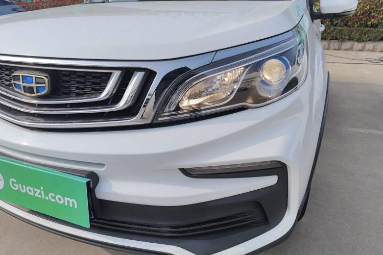 Used Geely Auto Vision X3 2019 Upgraded Model 1.5L CVT Elite Version
