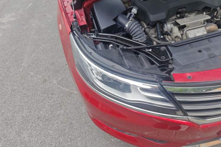 Used Roewe i6 2017 20T Automatic Flagship Edition Right Front Headlight