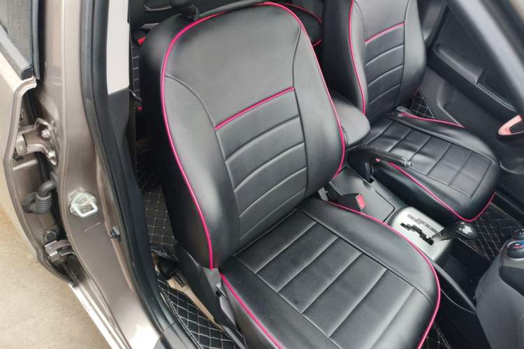 Used Hyundai Celesta 2015 1.6L Automatic Comfort Model