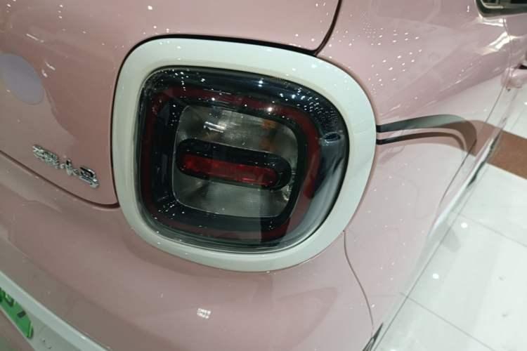 Used Bestune Pony 2025 222km Range Agile Horse Right Rear Taillight