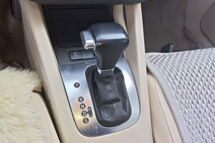 Used Volkswagen Sagitar 2011 1.6L Automatic Comfort Edition
