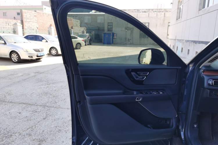 Used Lincoln Aviator 2022 3.0T V6 Four-Wheel Drive Luxury Edition