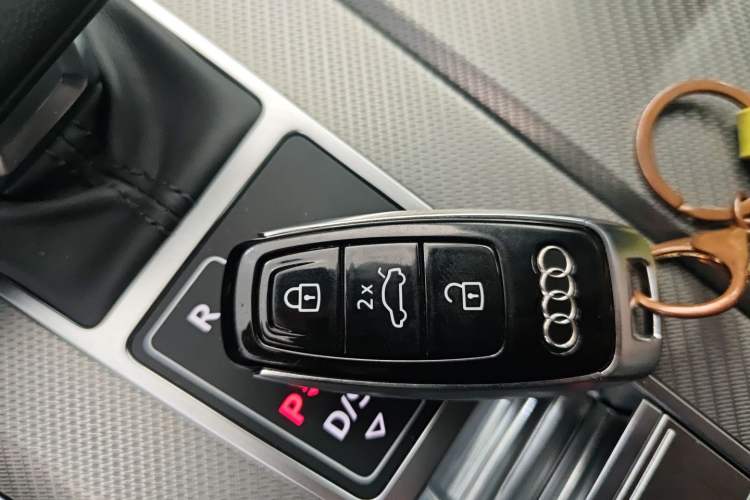 Used Audi A6L 2024 45 TFSI Prestige Elegant Edition Vehicle Key