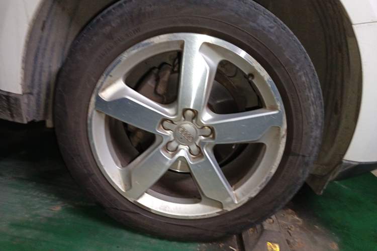 Used Audi Q5 2017 40 TFSI Ambition Edition Exterior 4