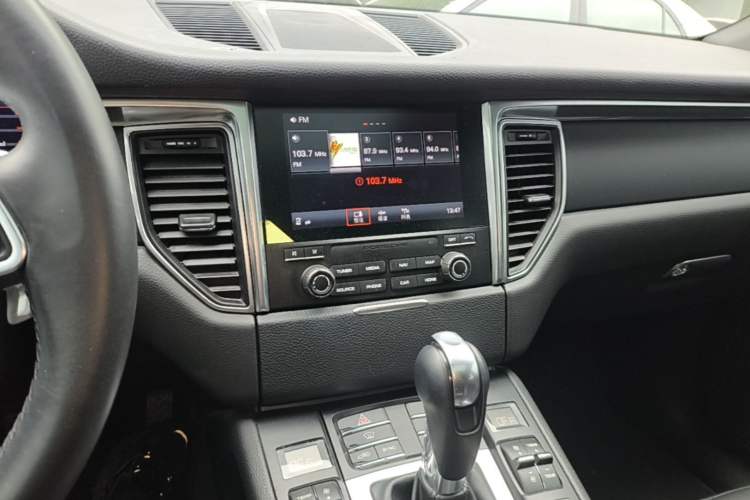 Used Porsche Macan 2017 Macan 2.0T