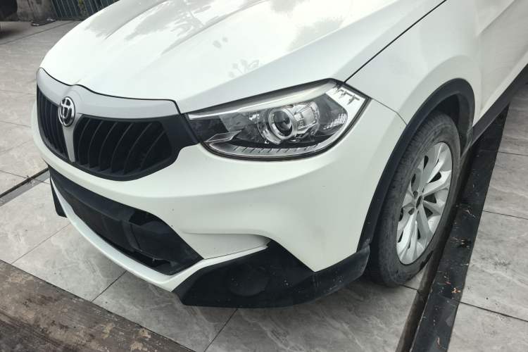 Used Brilliance V3 2016 1.5L Automatic Comfort Model
