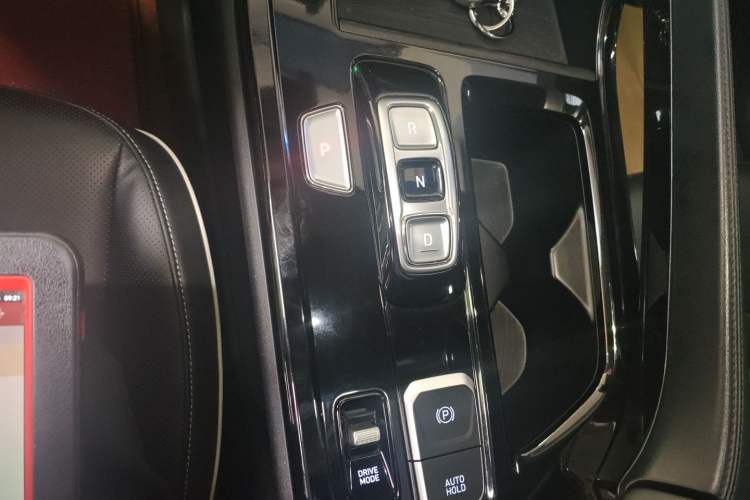 Used Hyundai Custo 2021 270TGDi Prestige LUX Gear Lever