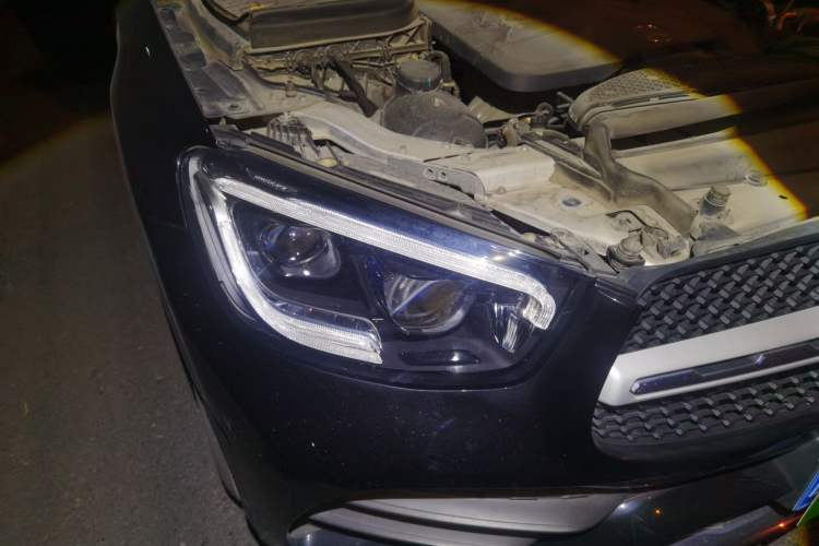 Used Mercedes-Benz GLC 2020 GLC 300 L 4MATIC Luxury Model Right Front Headlight
