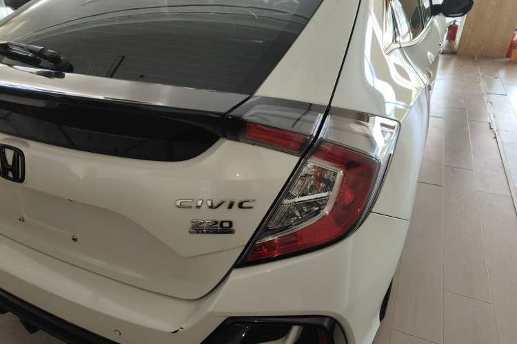 Used Honda Civic 2021 HATCHBACK 220TURBO CVT New Trendsetter