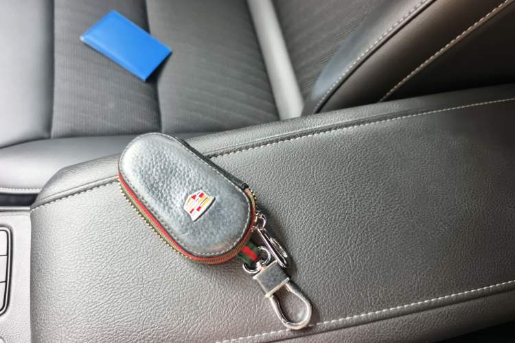 Used Cadillac XT4 2018 28T Two-Wheel Drive Tech Version
