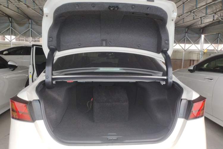 Used Nissan Teana 2020 2.0L XL Upper SmartDrive Version
