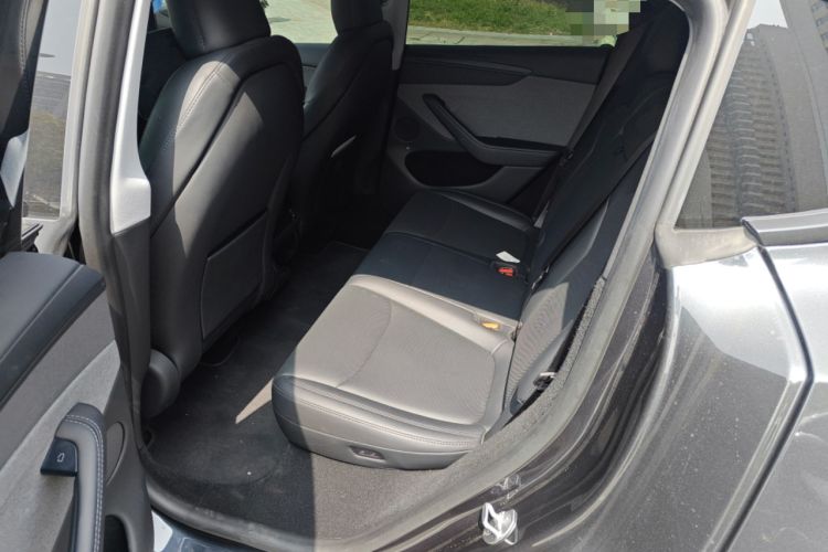 Used Tesla Model Y 2025 Rear-Wheel Drive First Edition