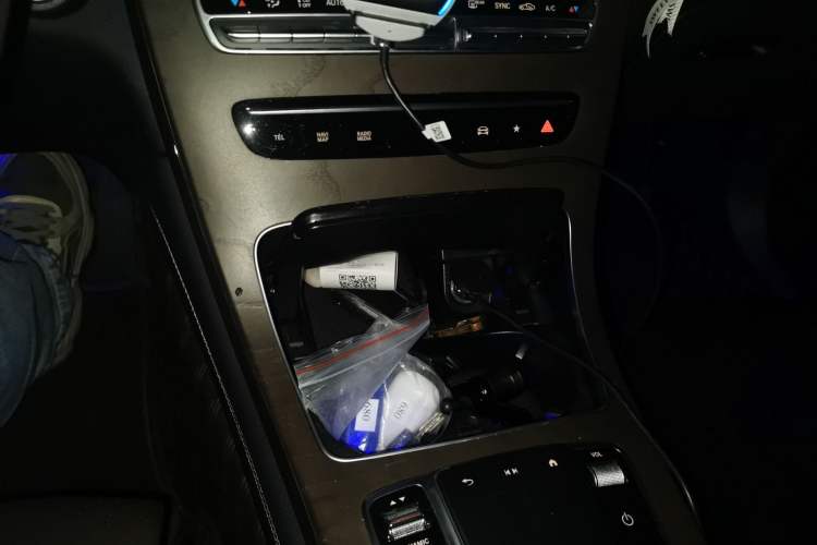 Used Mercedes-Benz GLC 2020 GLC 260 L 4MATIC Luxury Model Gear Lever