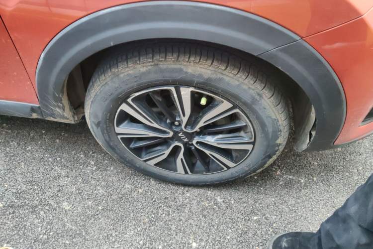 Used Kia kx1 Stonic 2019 1.4L Automatic Fun Edition China VI